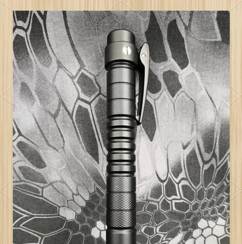 正当防卫2（掌握按键装备武器的关键，成为无敌战神！）