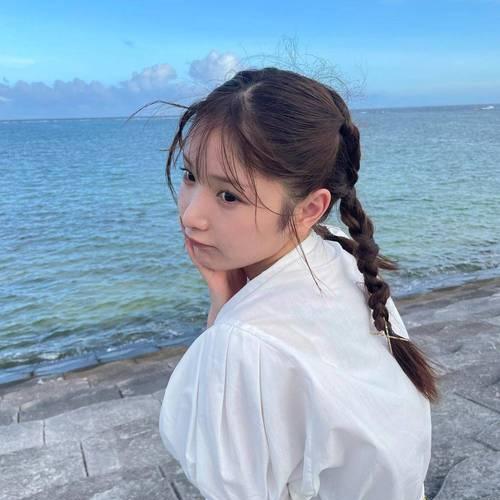 《以正妹物语莺飞攻略》（穿越时空，找到真爱的关键秘籍）